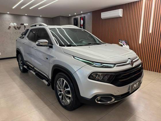 FIAT TORO 2.0 16V TURBO DIESEL RANCH 4WD AT9